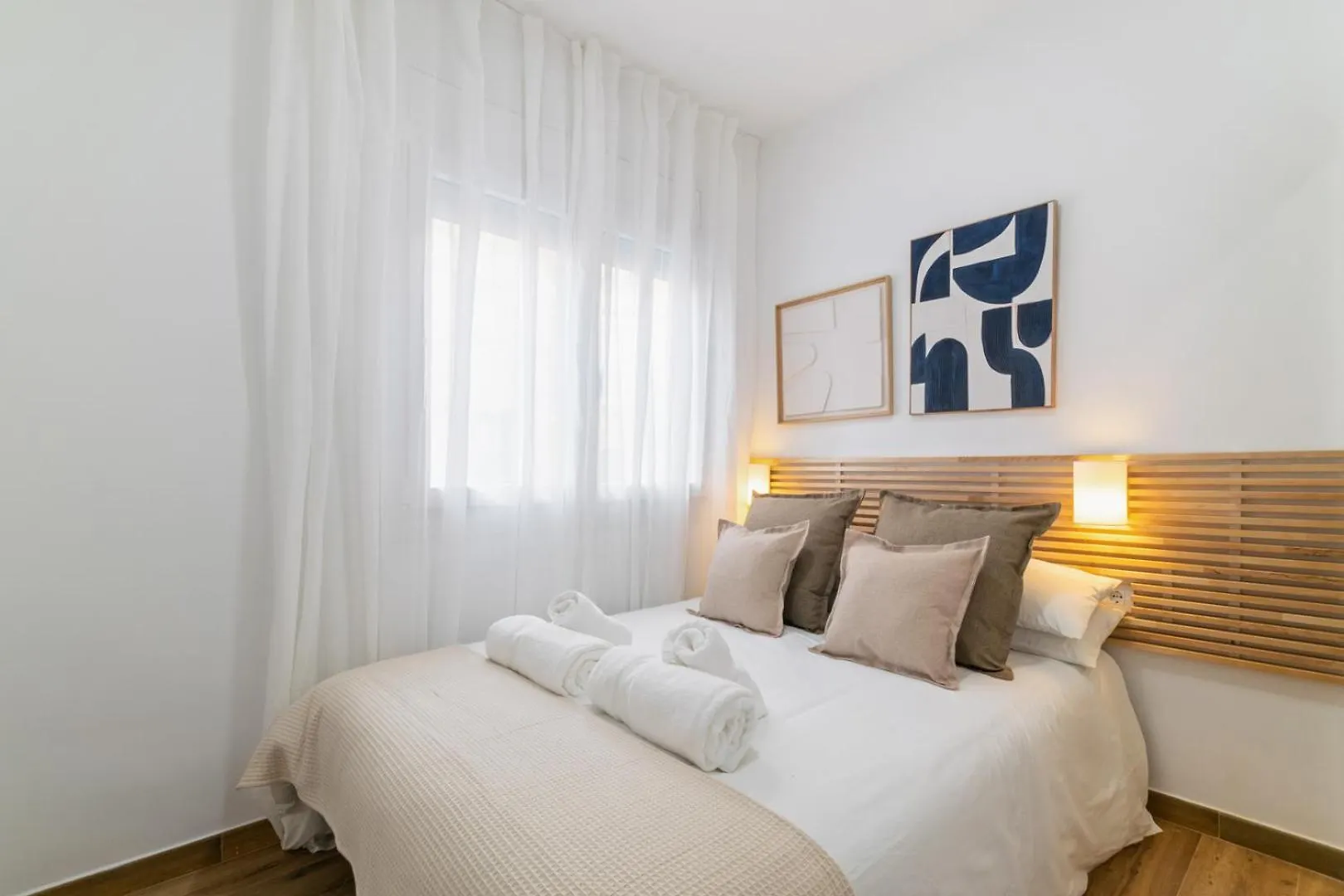 Livinn House - Self Check In L'Hospitalet de Llobregat